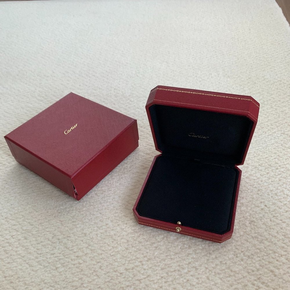 Cartier Small neckace box